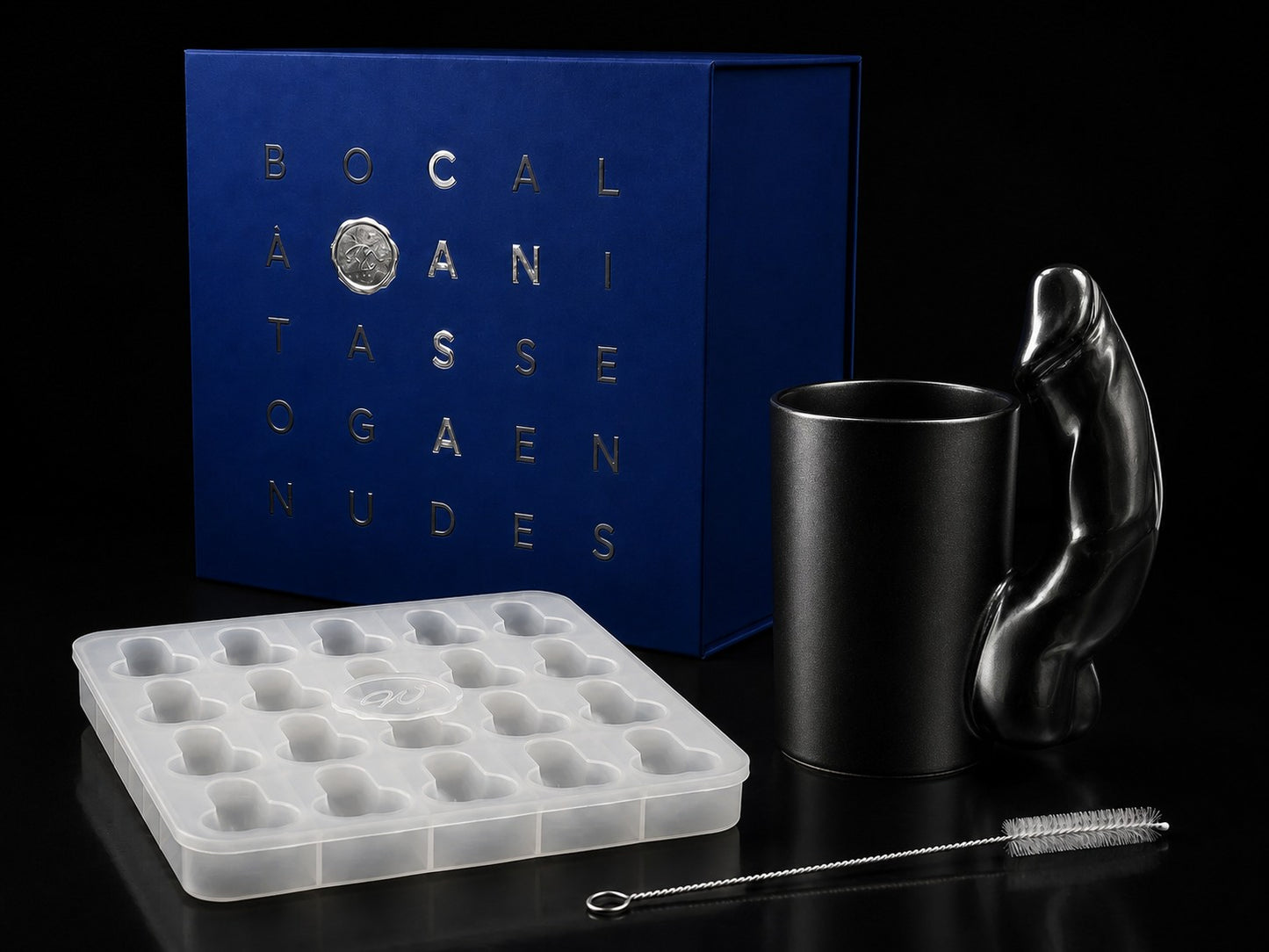 Porcelain Matte Black D Mug — complete gift set