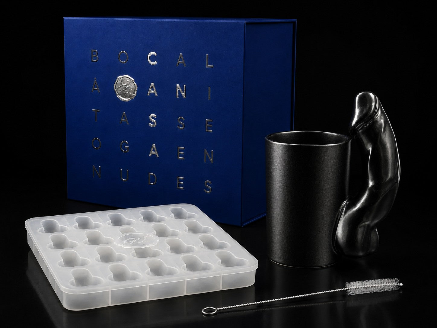 Porcelain Matte Black D Mug — complete gift set